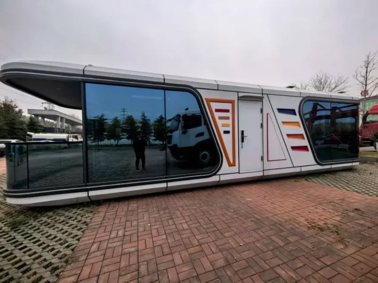 rt-s70-space-capsule-1