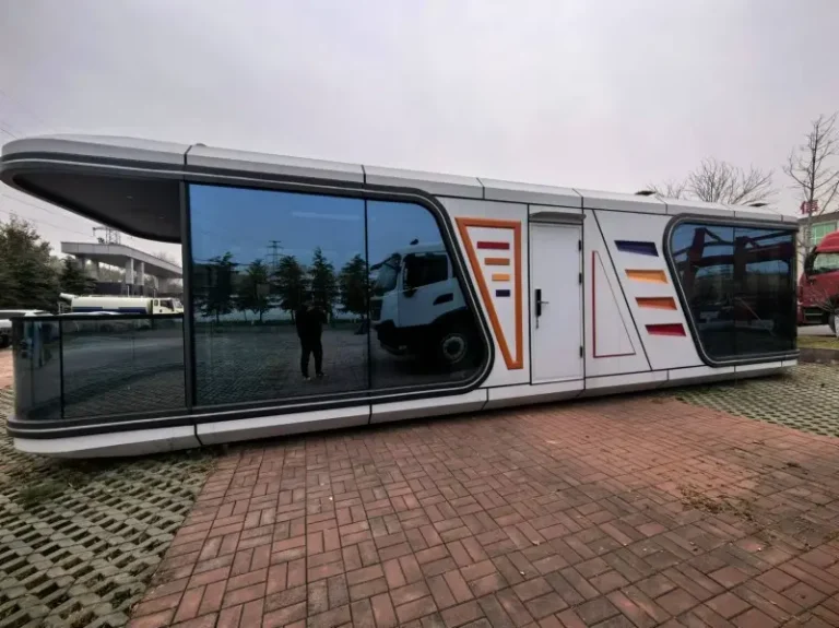 rt-s70-space-capsule-3